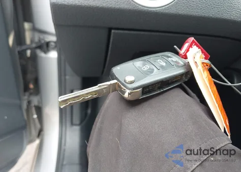 2013 Volkswagen Passat 2.5L Se z USA, uszkodzony, nr VIN 1VWBP7A37DC143339